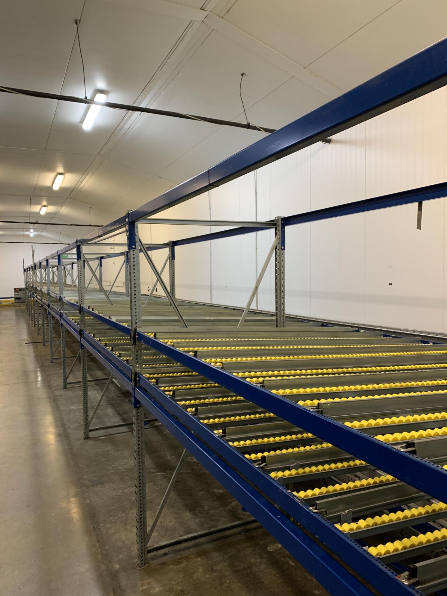 Eleven bays of 2.7m gravity flow racking - Image 2 of 3