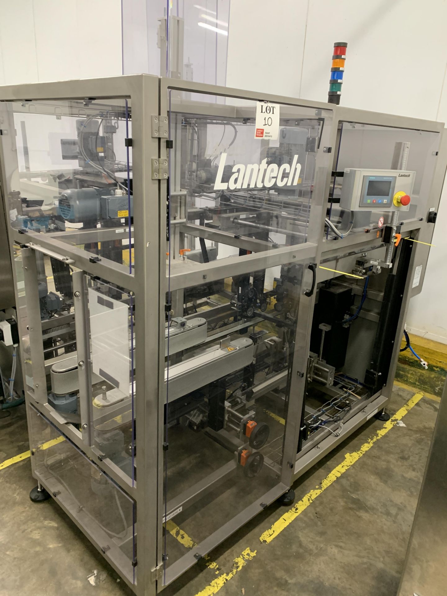 Lantech C-1000-Hotmelt case erector (2020)