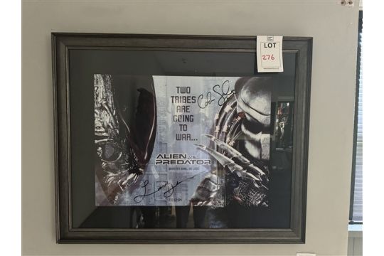 Signed Alien vs Predator "Two Tribes Are Going To War" (05:12:04) framed reproduction movie poster - Image 1 of 2