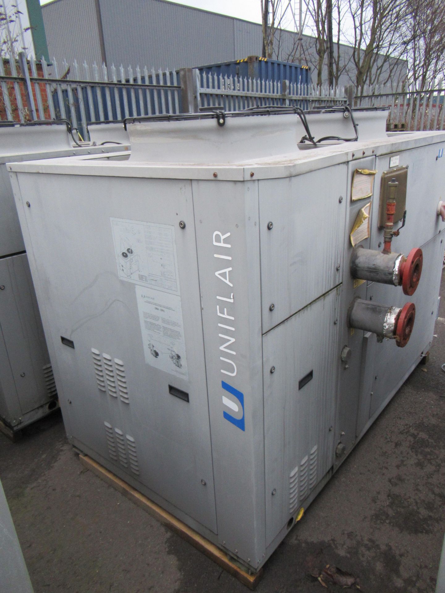 Schneider Unifair Packaged Air Cooled Water Chiller - Image 7 of 7