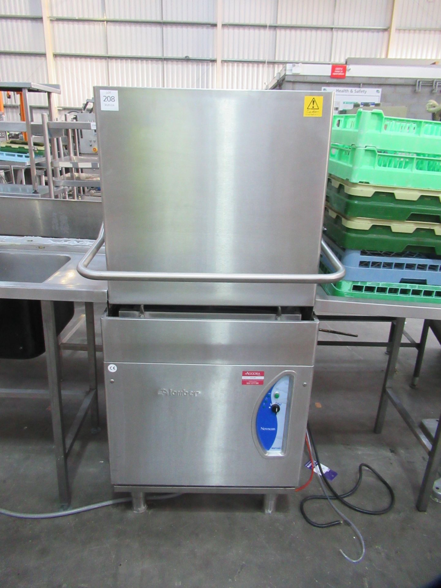 Lamber Newscan NSP1500 Commercial Dishwasher and Cleaning Station Tables. - Image 5 of 9