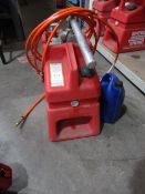 A Speed Shore Manual Hydraulic Hand Pump