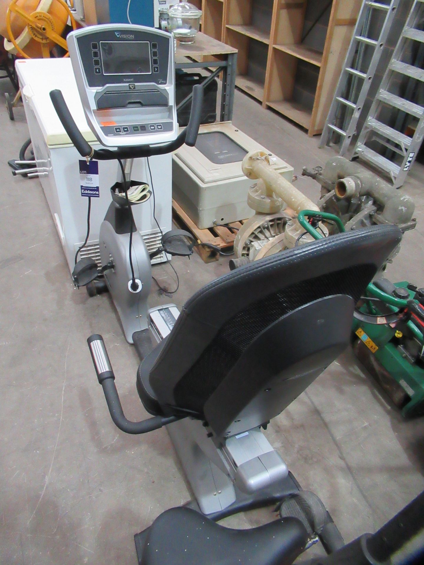 Vision Fitness R40I Recumbent Cycling Machine - Image 2 of 4