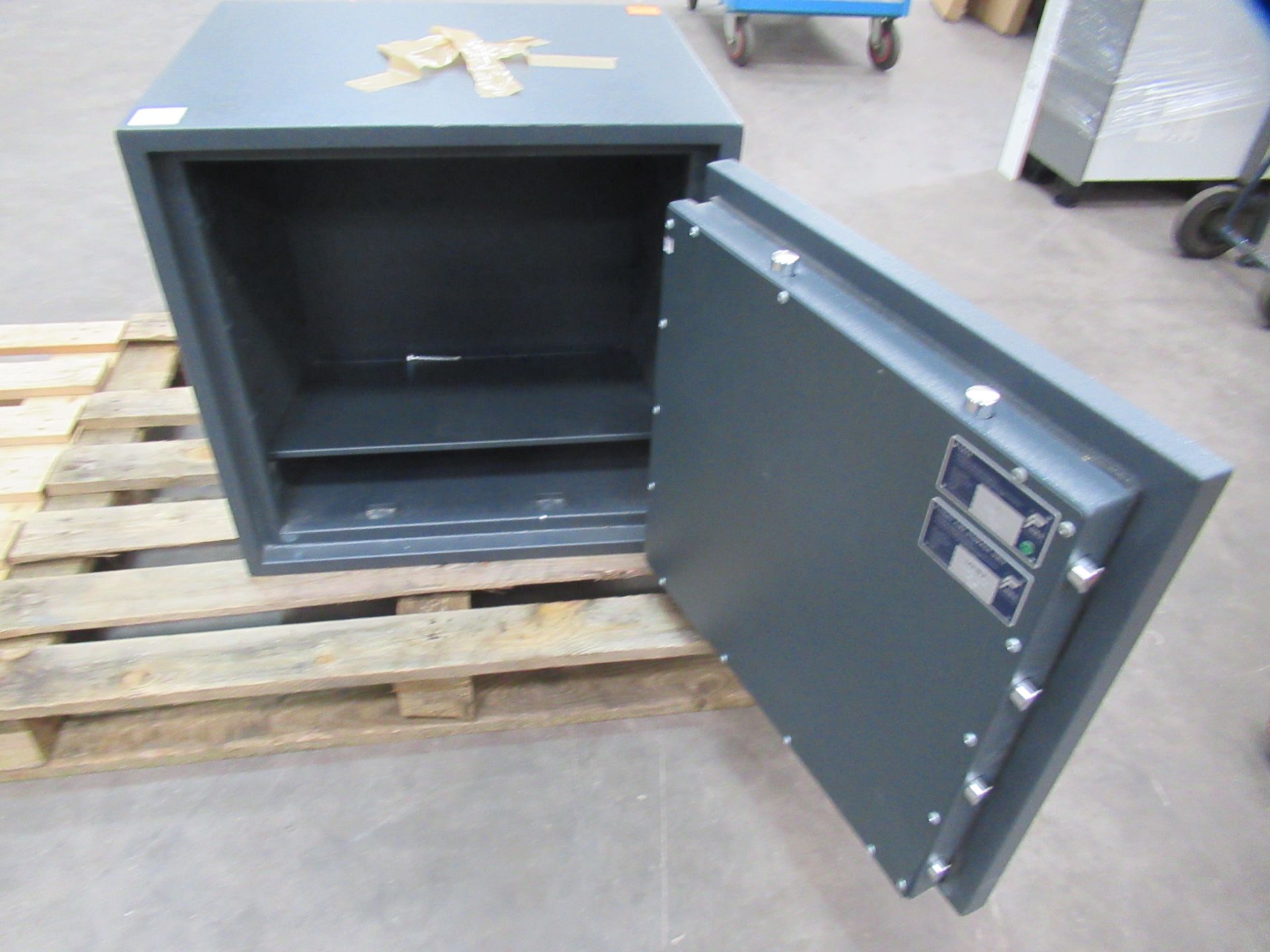 A Chubb Safe - Image 3 of 4