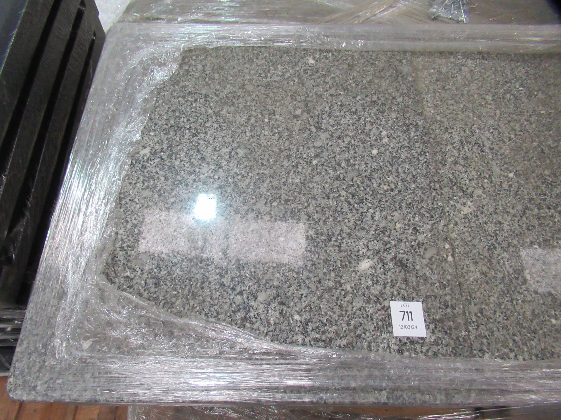 22x Granite Effect Tabletops - Image 2 of 3