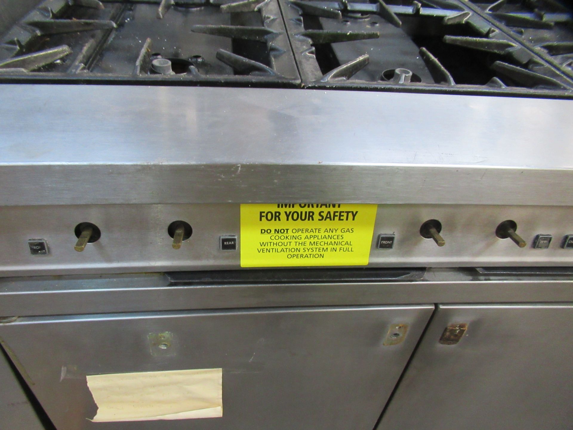 Falcon 'Dominator' Commercial Catering Six Ring Gas Cooker - A/F - Image 5 of 6