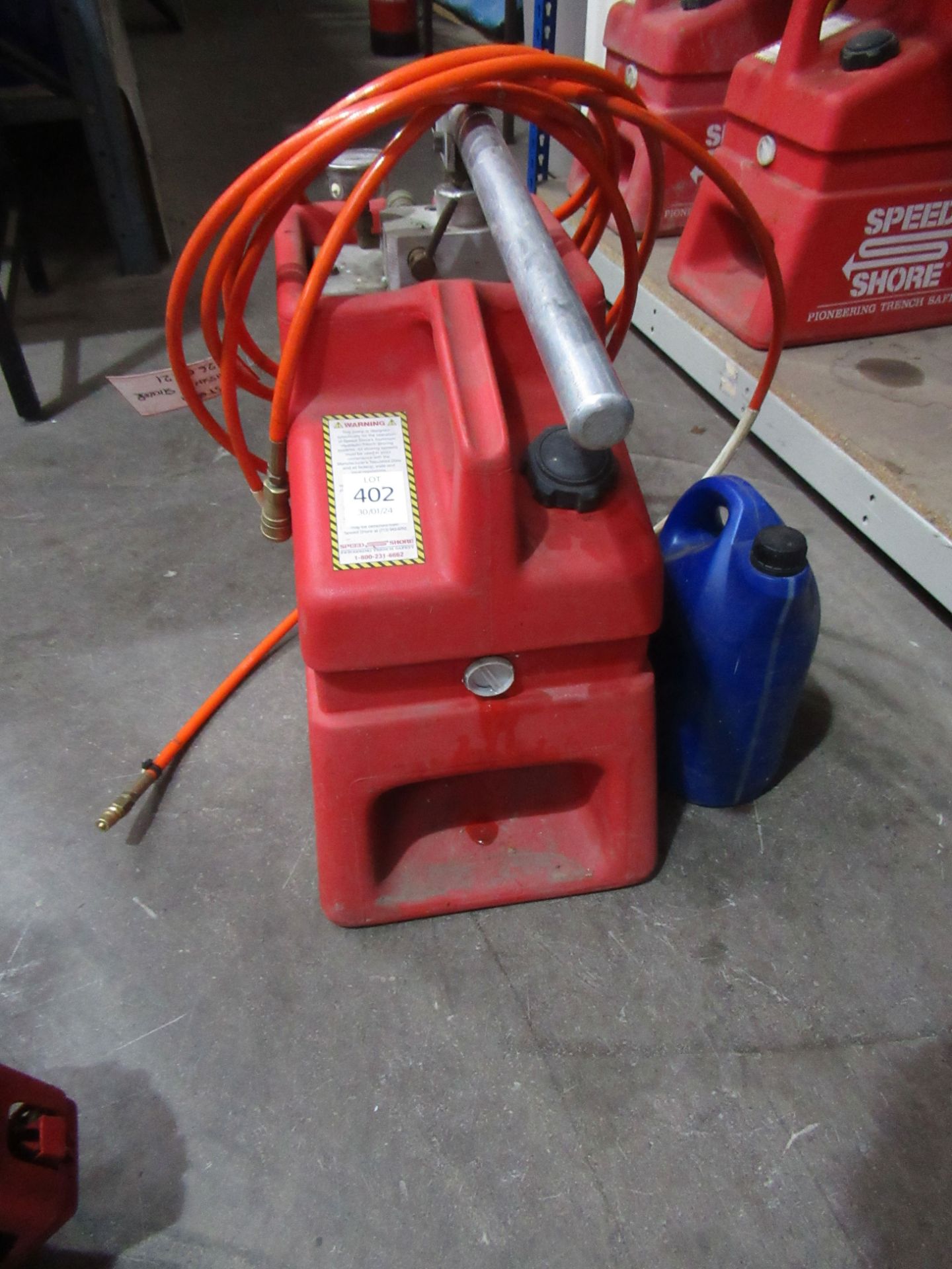 3x Speed Shore Manual Hydraulic Hand Pumps - Image 7 of 7