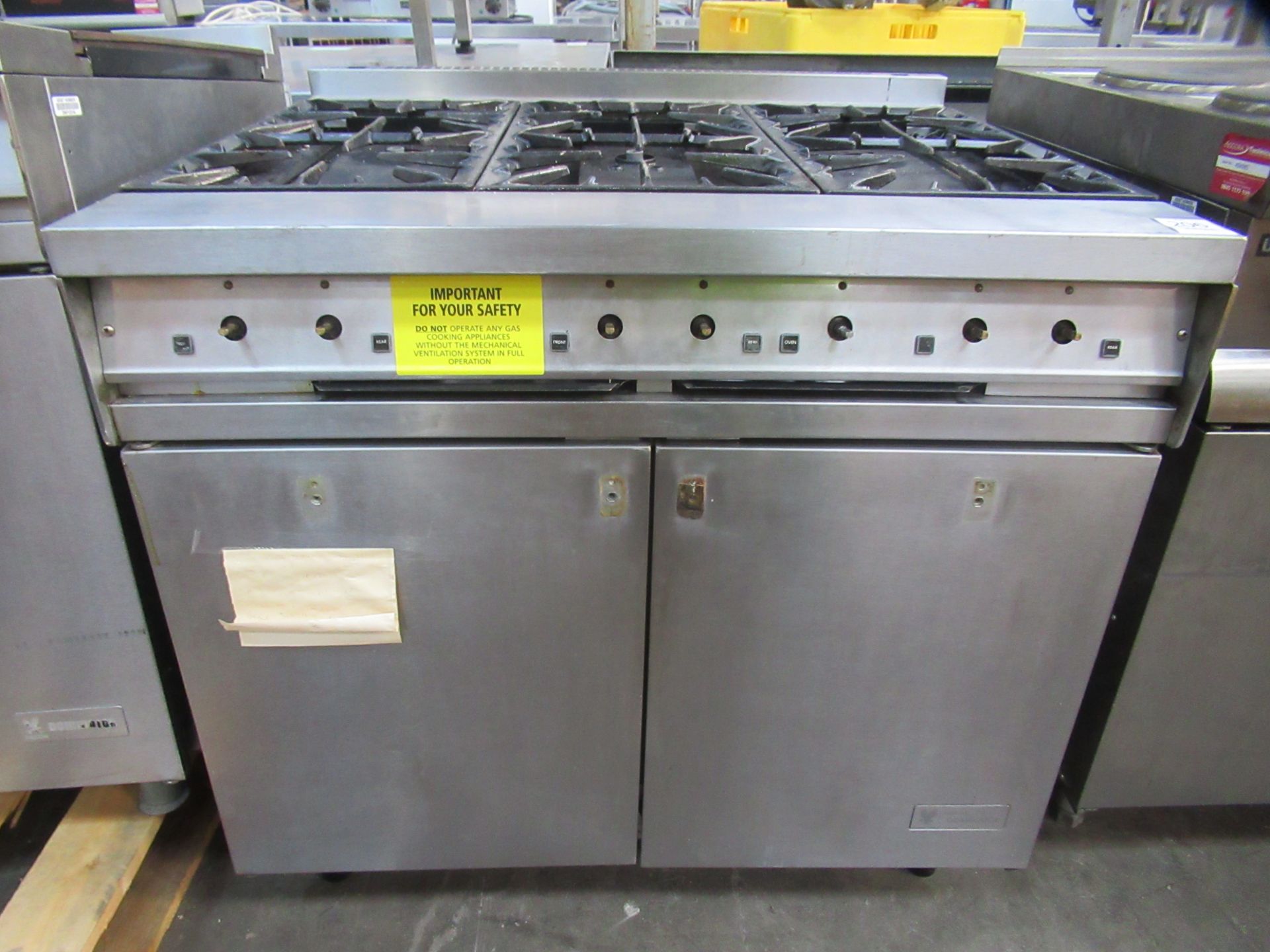 Falcon 'Dominator' Commercial Catering Six Ring Gas Cooker - A/F - Image 3 of 6