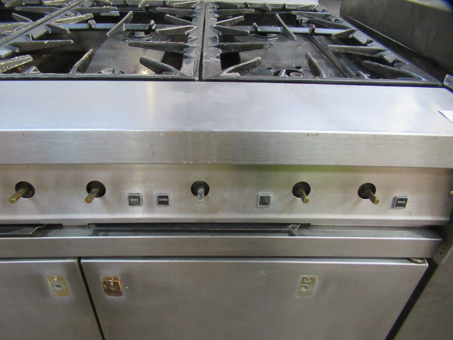 Falcon 'Dominator' Commercial Catering Six Ring Gas Cooker - A/F - Image 4 of 6