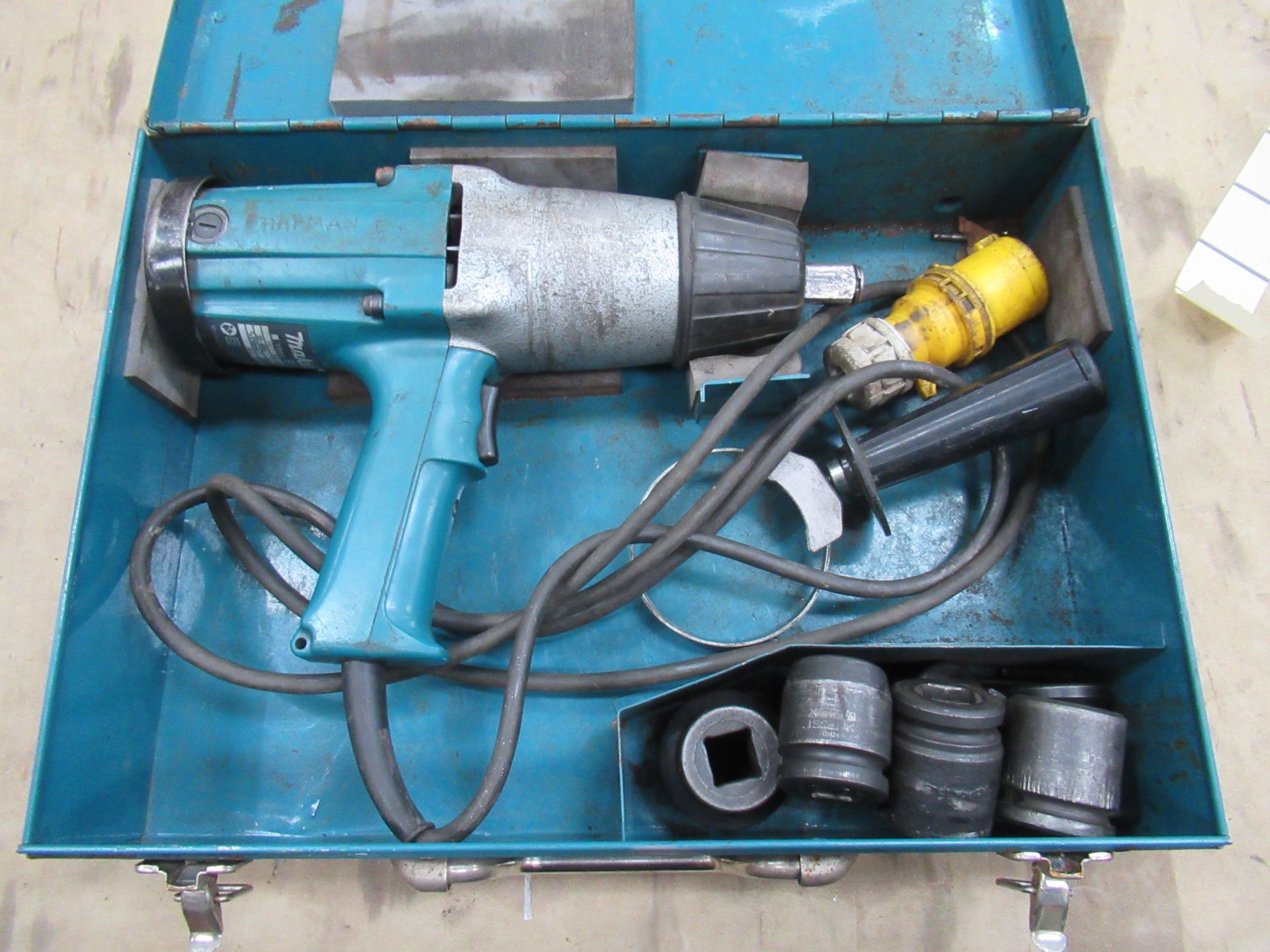 A Makita 110V 6906 19mm Impact Gun - Image 2 of 3