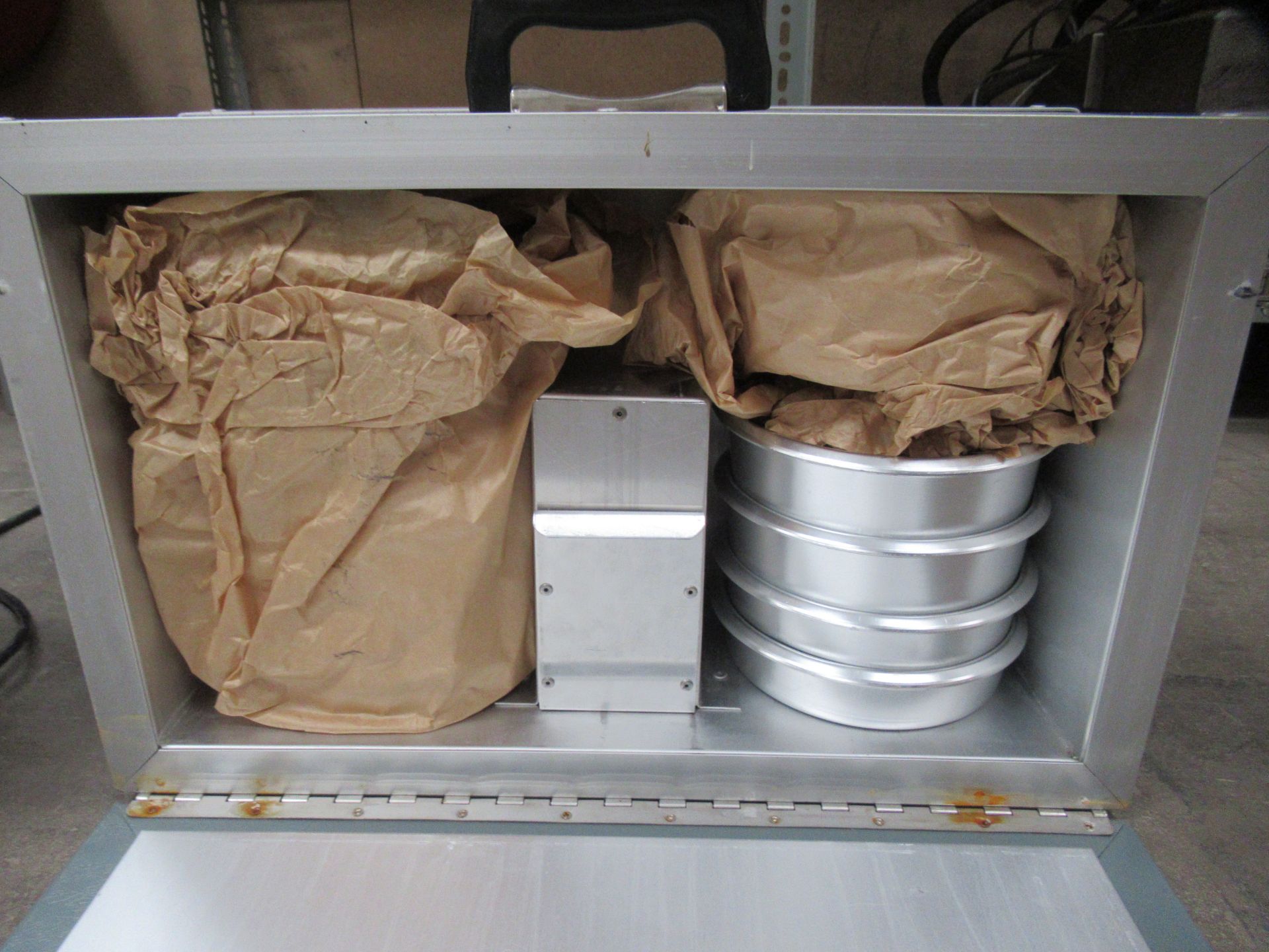 A field canteen/camping set 'unused' together with a 240V soup/food warmer - Image 7 of 9