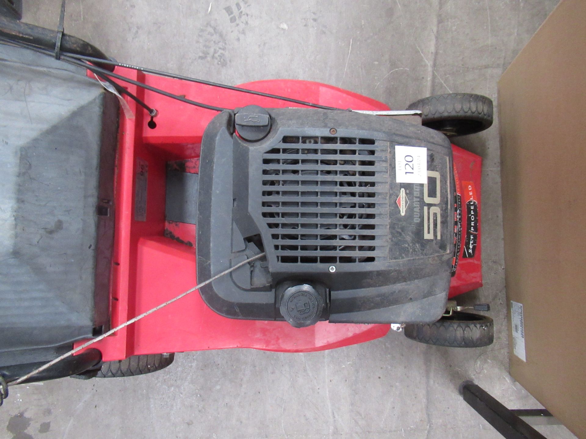 Champion 18" Self Propelled Lawn Mower - Bild 2 aus 4