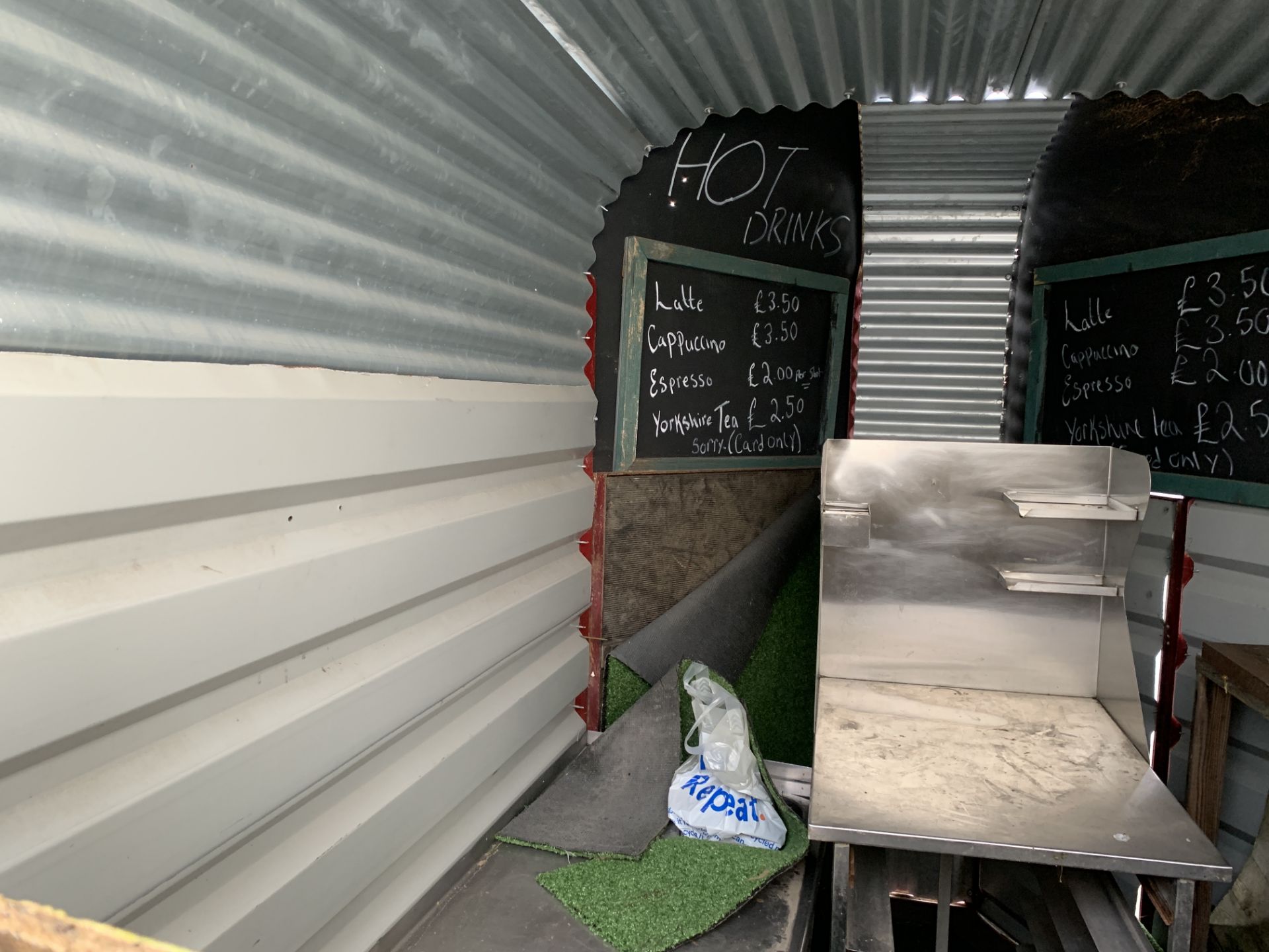 Coffee/Hot drink Converted Horse Box Trailer - Image 7 of 9