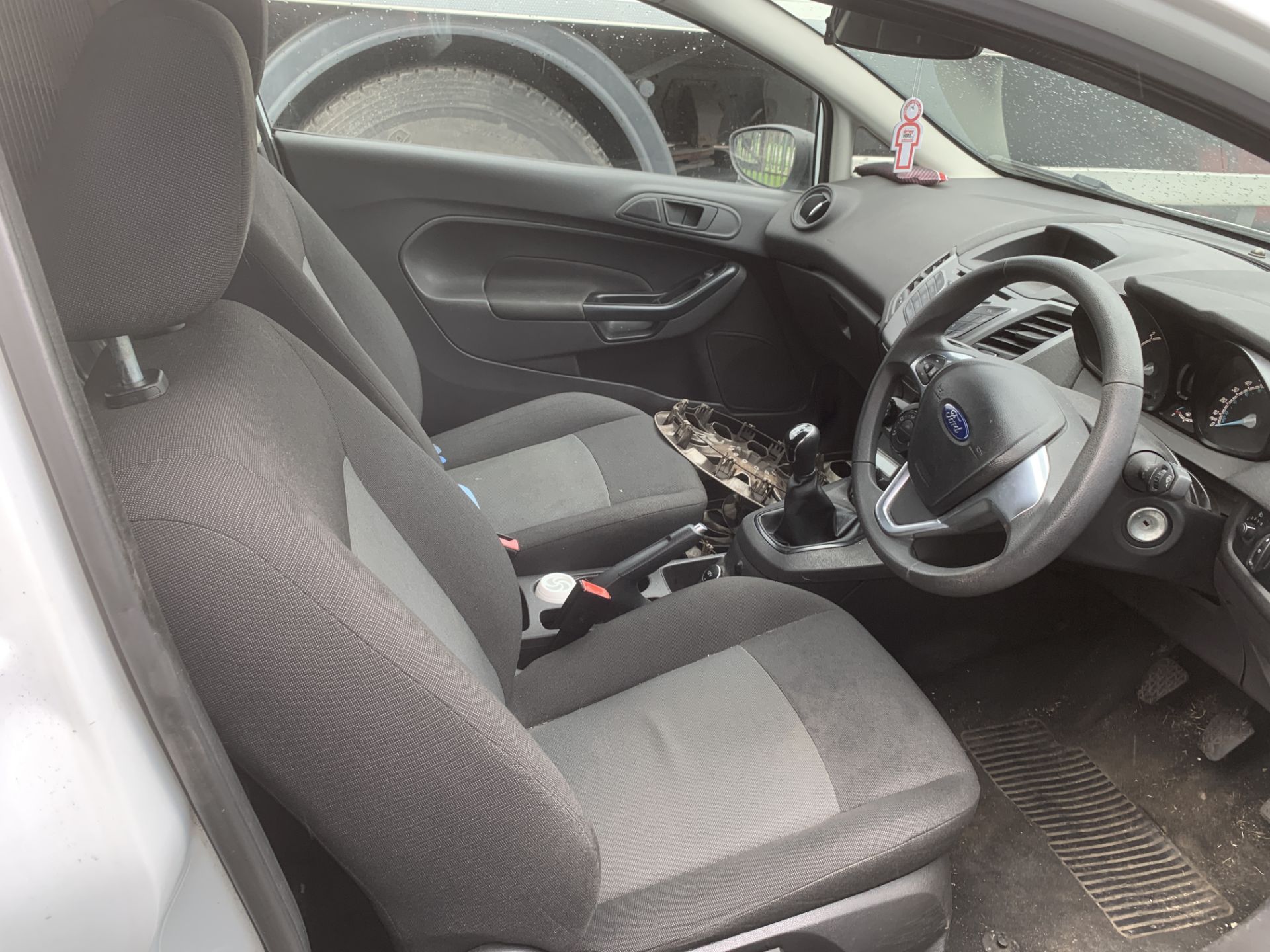 2014 WHITE FORD FIESTA BASE TDCI - Image 8 of 9