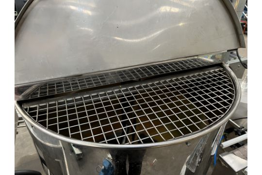 Mixing tank with Top moror driving Paddle/Whisk. Diameter 850 x 2000 to top of motor. 2017. Single S - Image 3 of 3