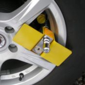 2 x Milenco Compact C Wheel Clamp – Sold Secure Gold, fits onto 13/14" alloy and steel caravan