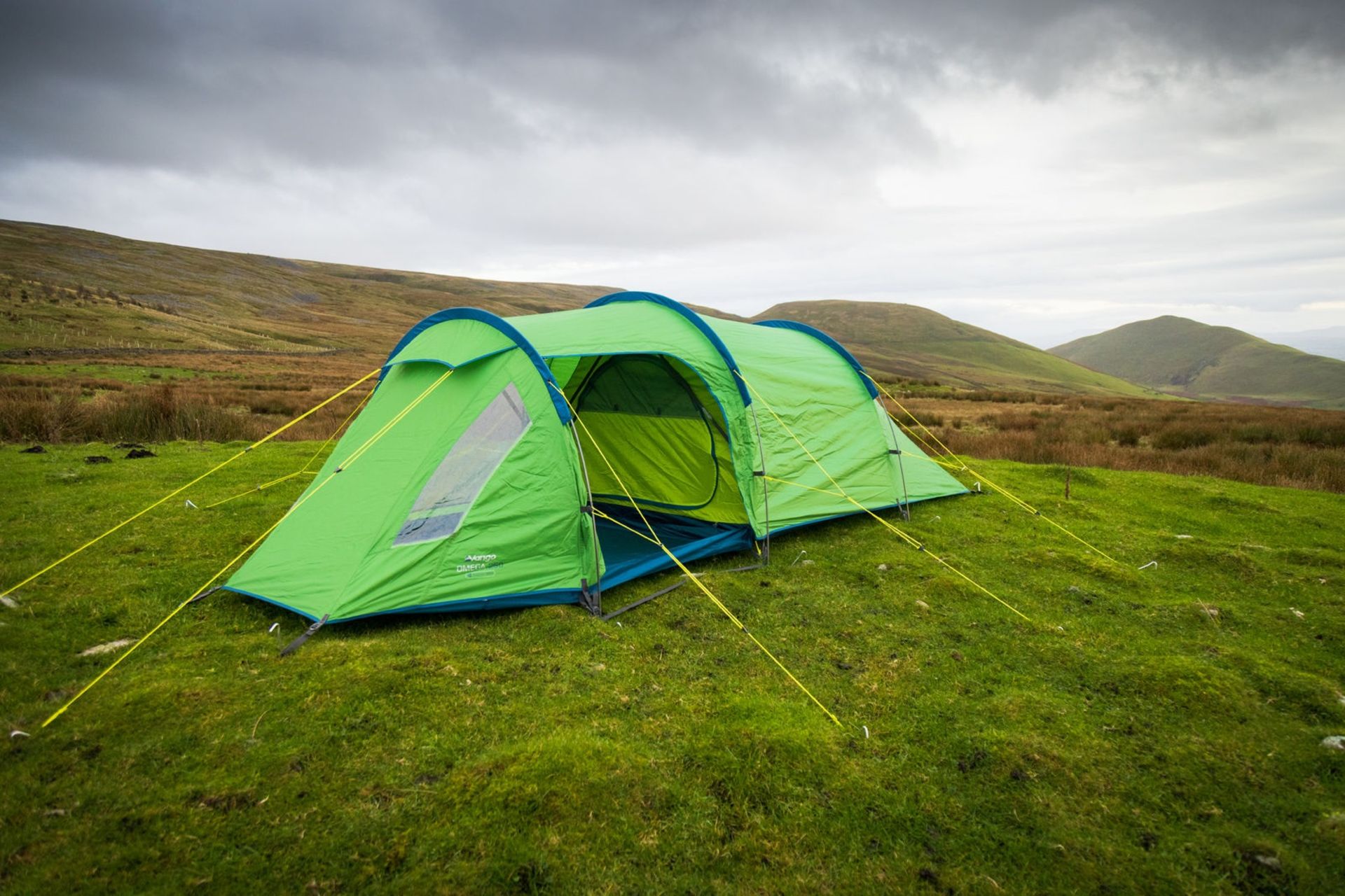 Vango Omega 250 (2-Berth) Lightweight Earth Trek T - Image 6 of 7