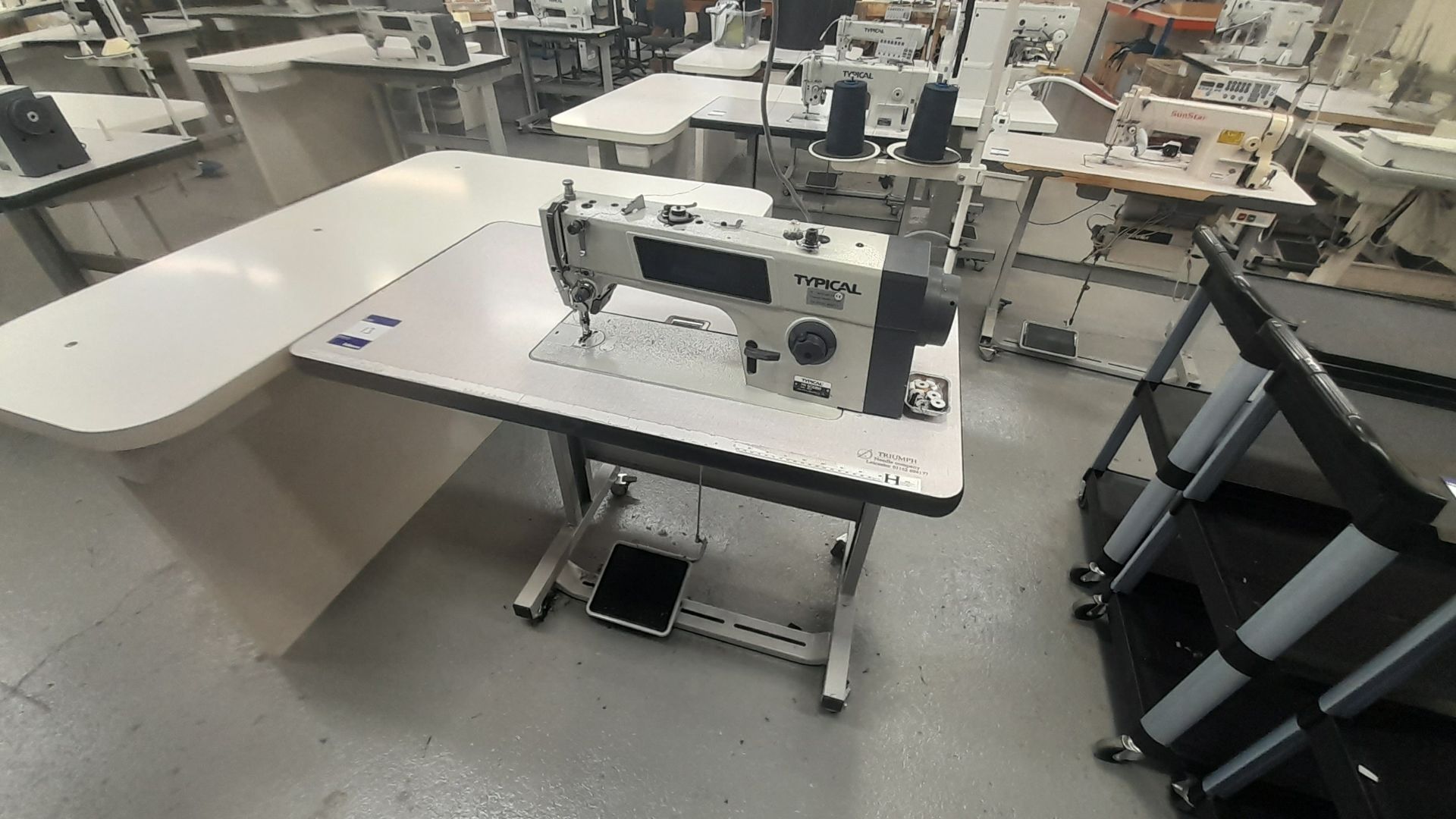 Typical GC6890-MD4 Flatbed Sewing Machine Serial Number 200574886, 240v - Image 2 of 3