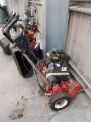 Toro Greensmaster 1000 pedestrian greens mower Mod