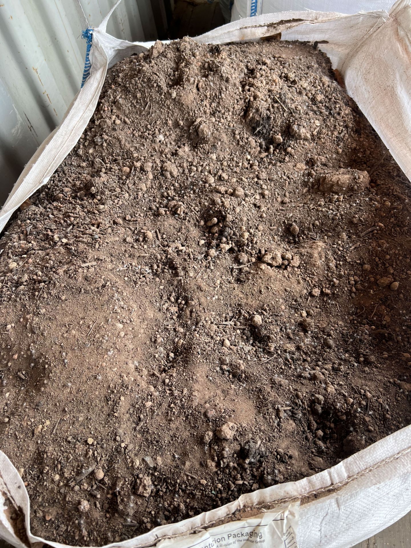 Screened top soil 1000Kg Bag - Image 3 of 3