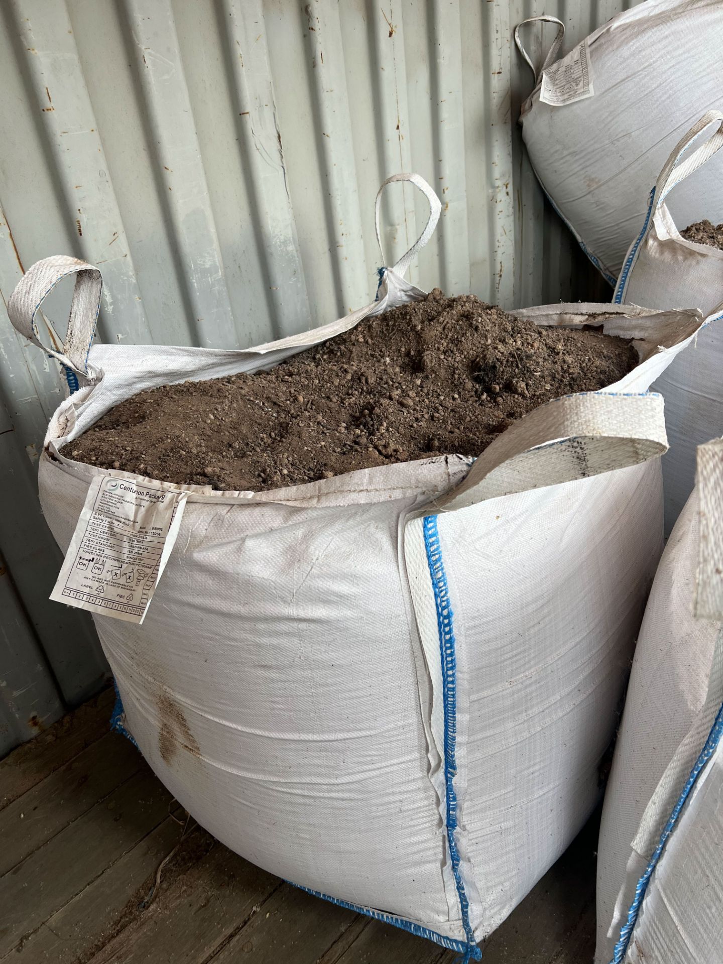 Screened top soil 1000Kg Bag - Image 2 of 3