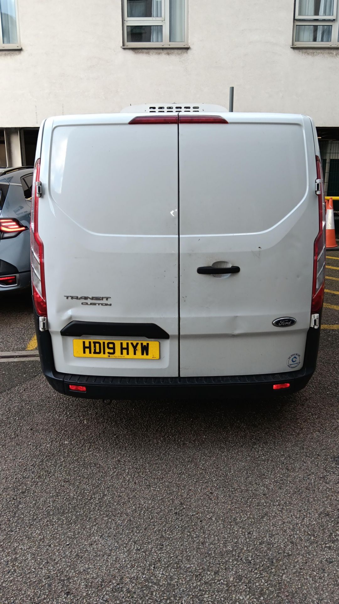 Ford Transit Custom 300 FWD 2.0 TDCi 105pg L1 Low Roof Refrigerated Van with , Registration HD19 - Image 7 of 27