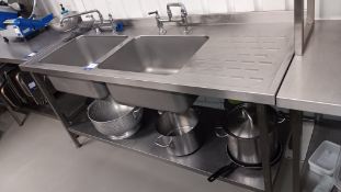 Stainless Steel Commercial Twin Bowl Sink with Right Hand Drainer (Contents Excluded) (Disconnection