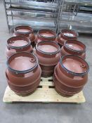 8x Plastic Firkins