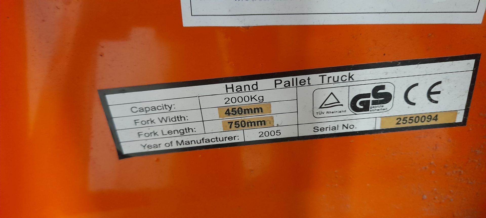 2000kg Hand hydraulic pallet truck - Image 2 of 2