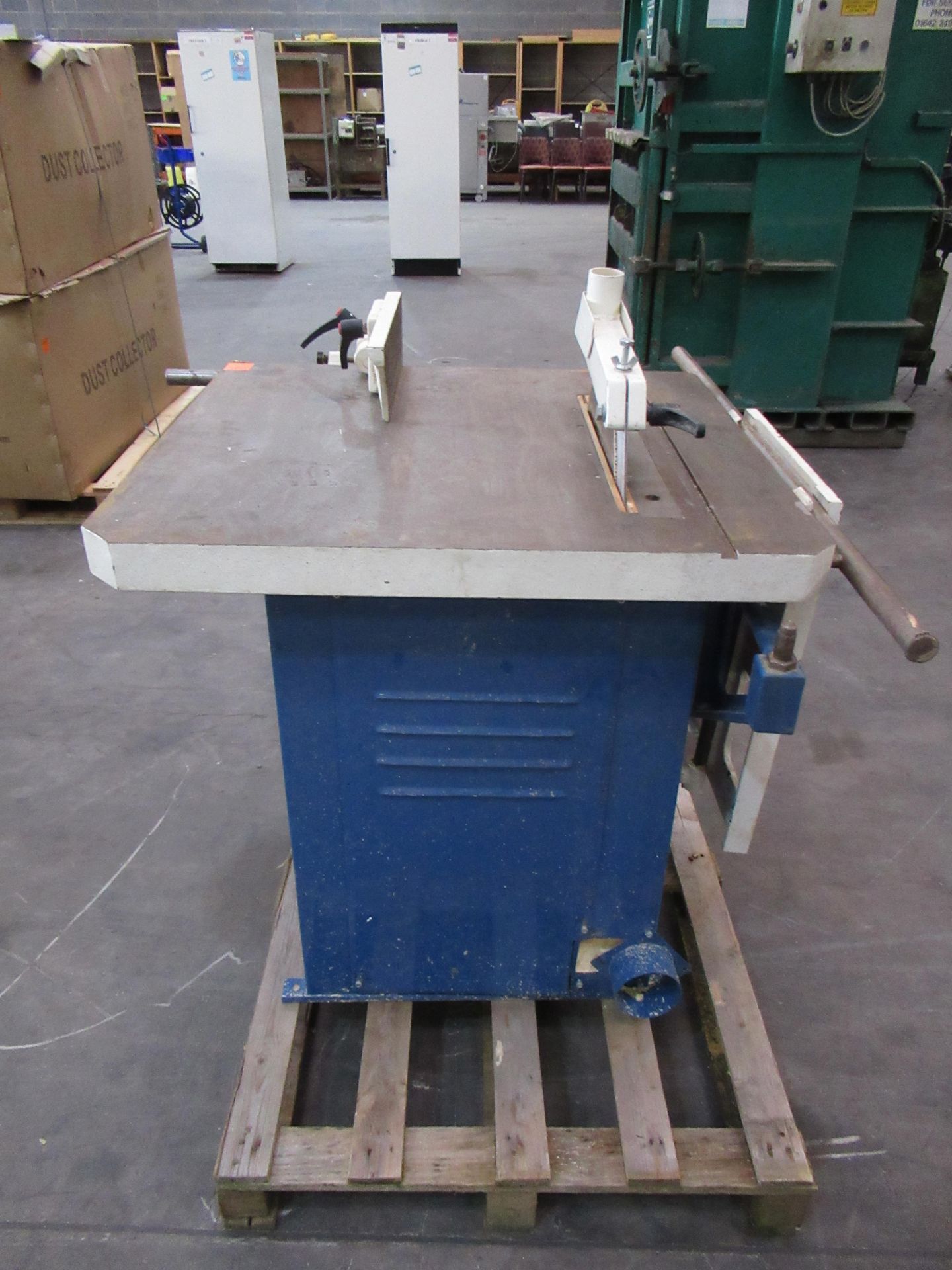 A Sedgwick LK Ripsaw with Sliding Table - 3ph - Image 3 of 7