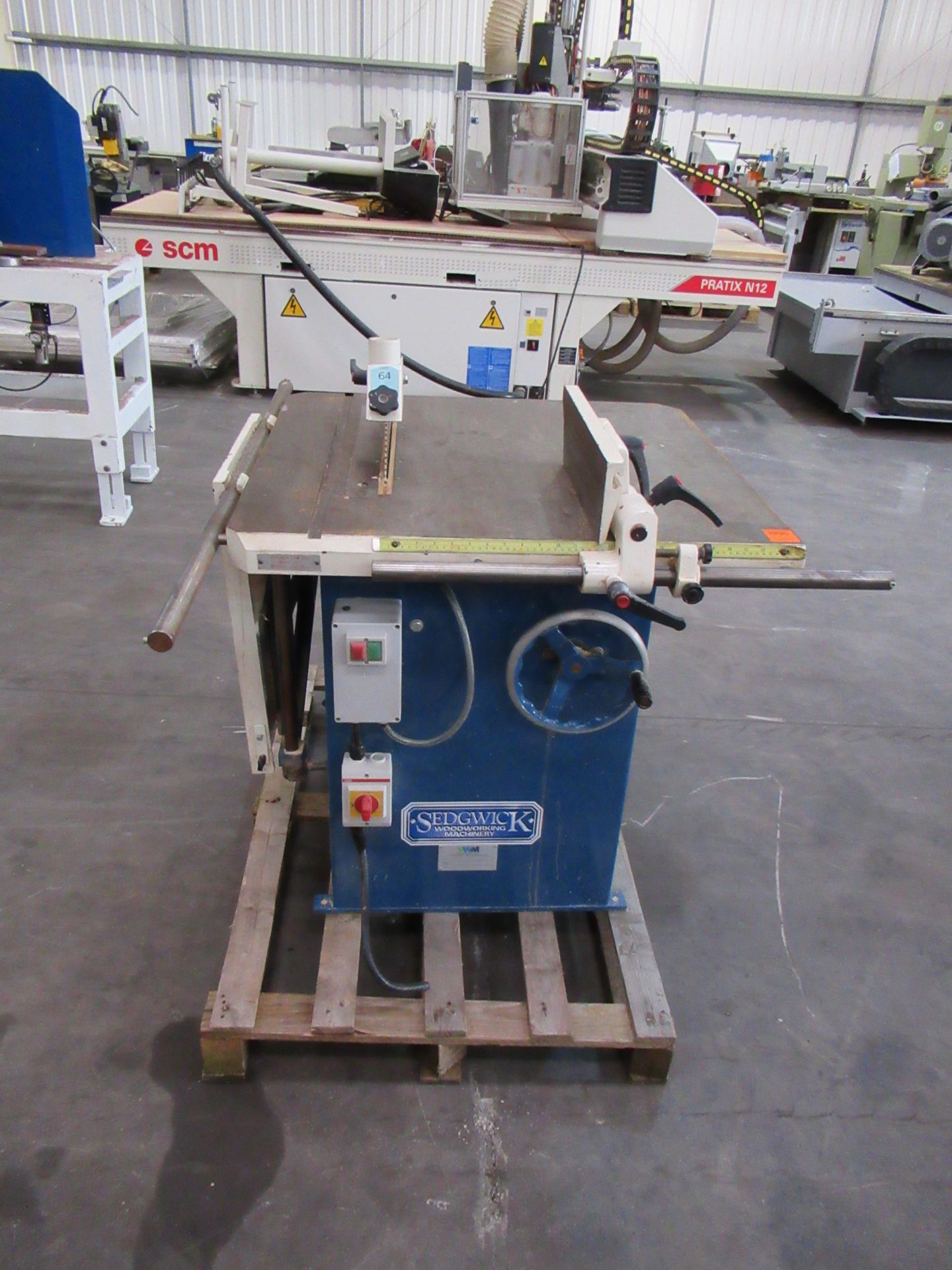 A Sedgwick LK Ripsaw with Sliding Table - 3ph