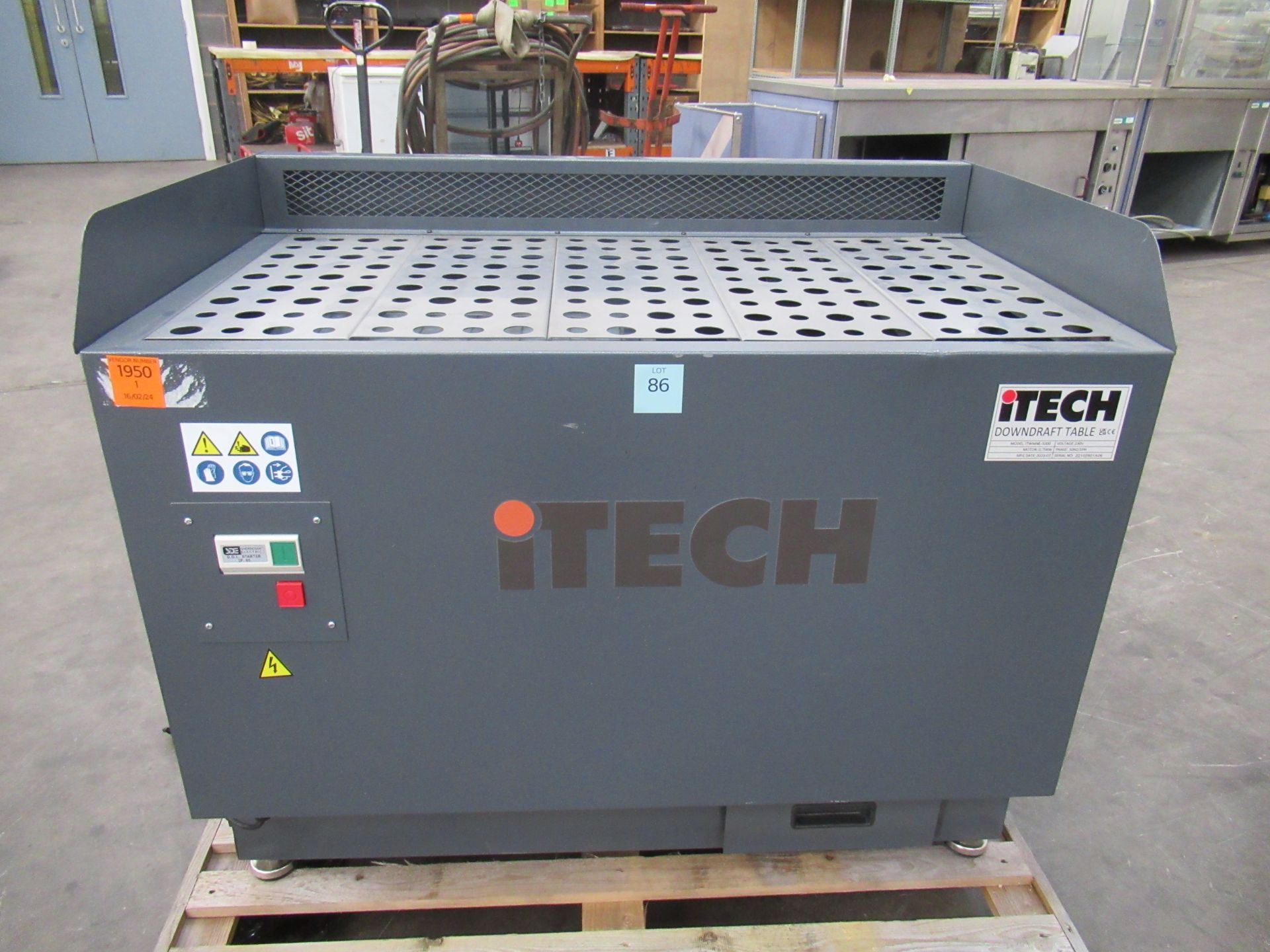 An iTech NE1000 Downdraft Table (for metal working) - 1ph