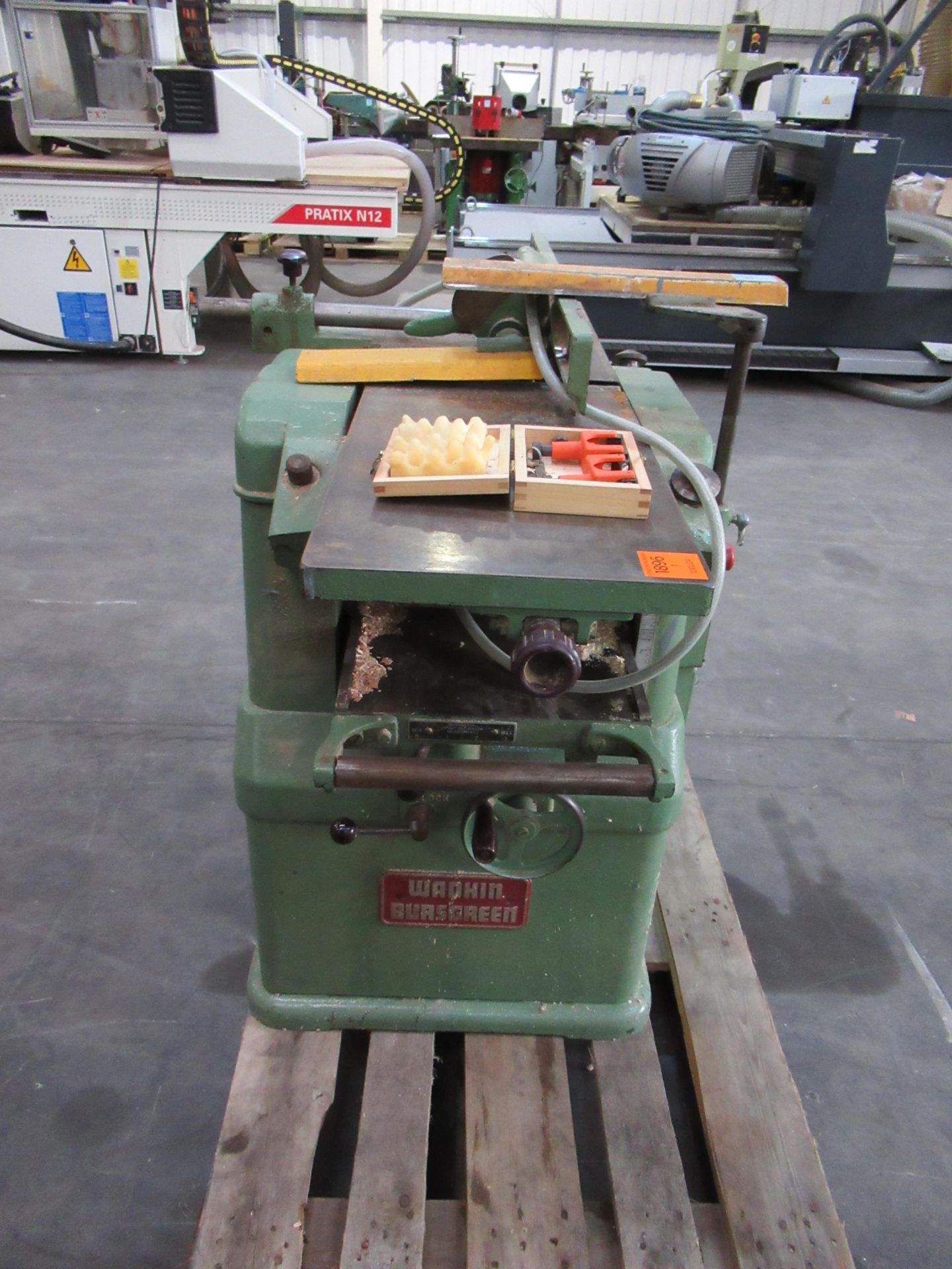 A Wadkin 12X7 BAO/S Planer-Thicknesser - 3ph - Image 4 of 7