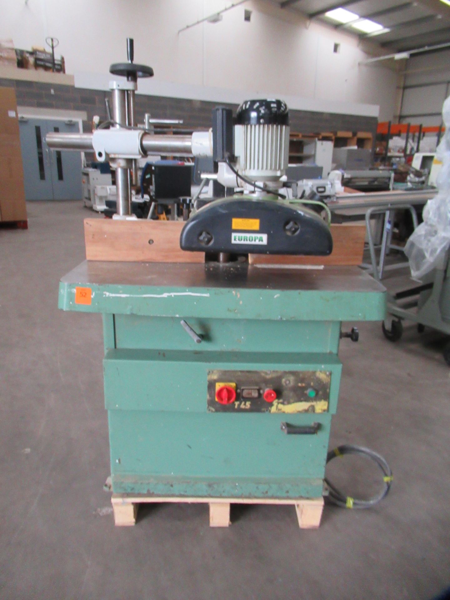 1 1/4" Spindle Moulder 4 Speed 4kW 415V with Powerd Roller Feed