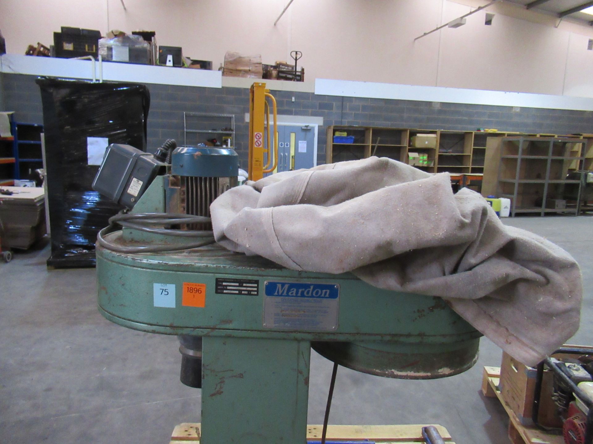 A Mardon Single Bag Dust Unit - 3ph - Image 2 of 5