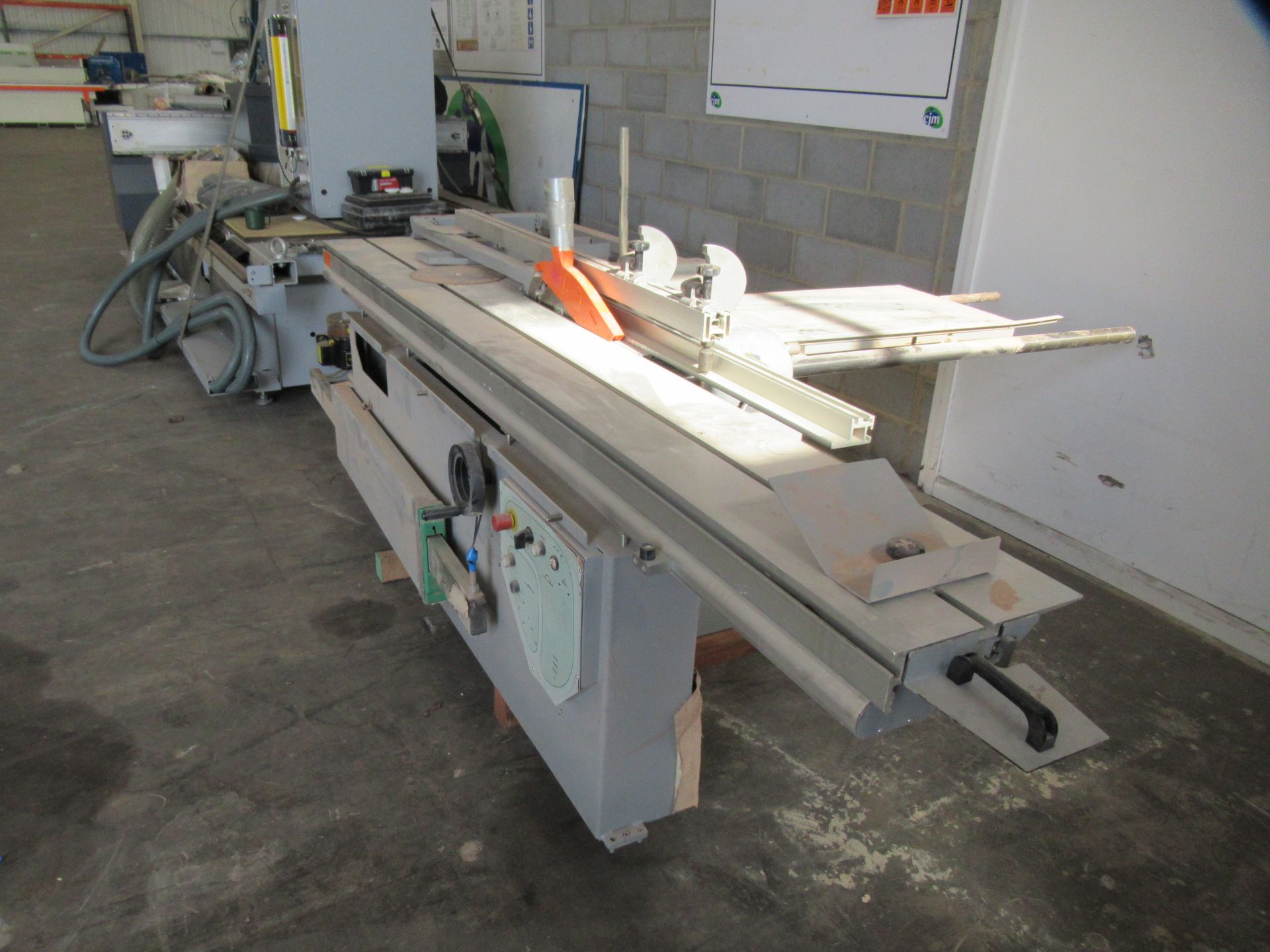 Lazzari Sliding Table Panel Saw - 3ph - Image 4 of 9