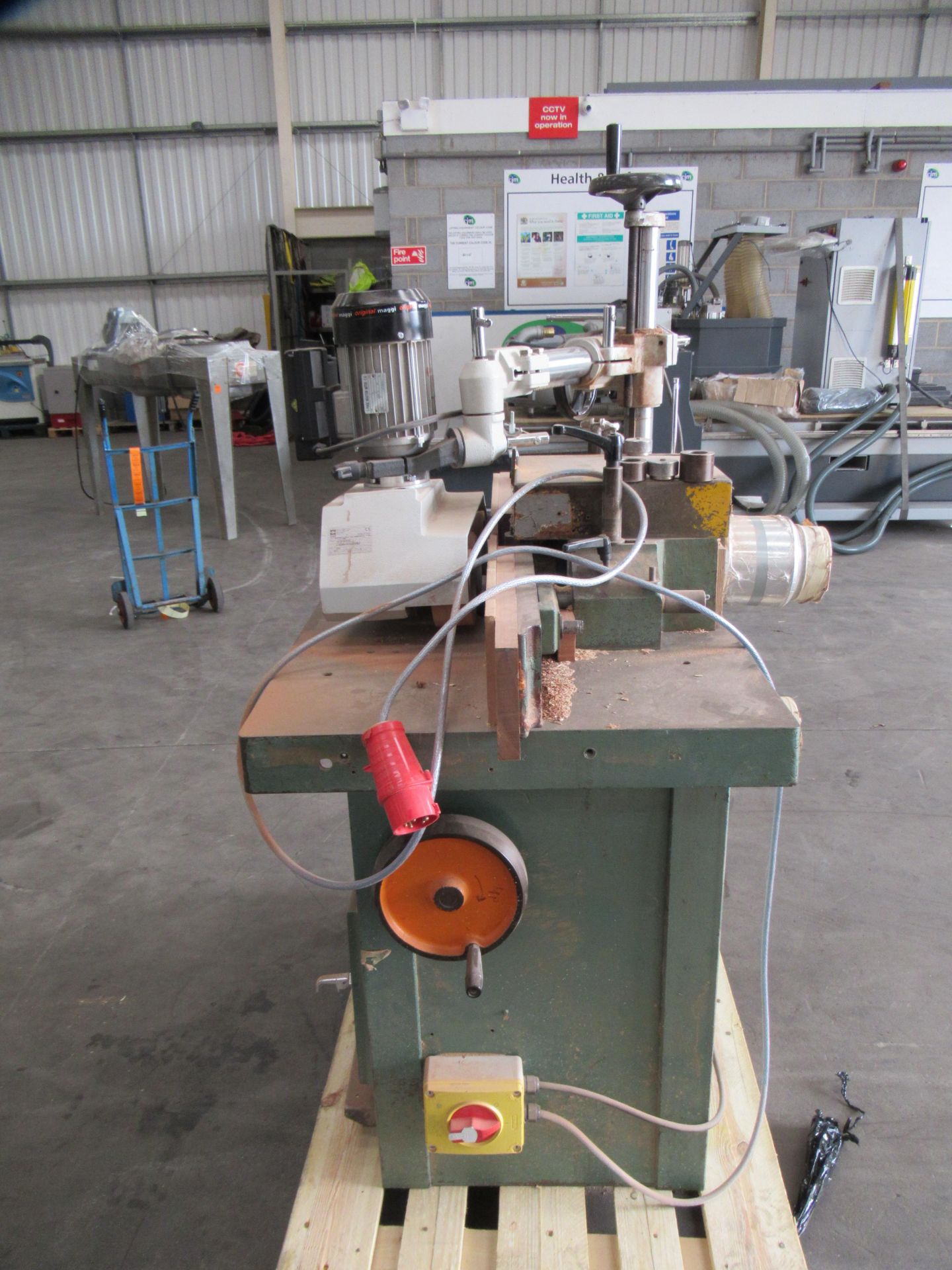 Wilson FM Spindle Moulder with Maggi Steff 2034 Powered Roller Feed - Image 5 of 9