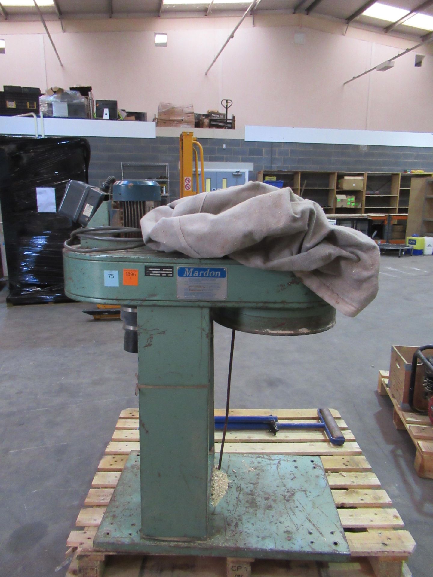 A Mardon Single Bag Dust Unit - 3ph