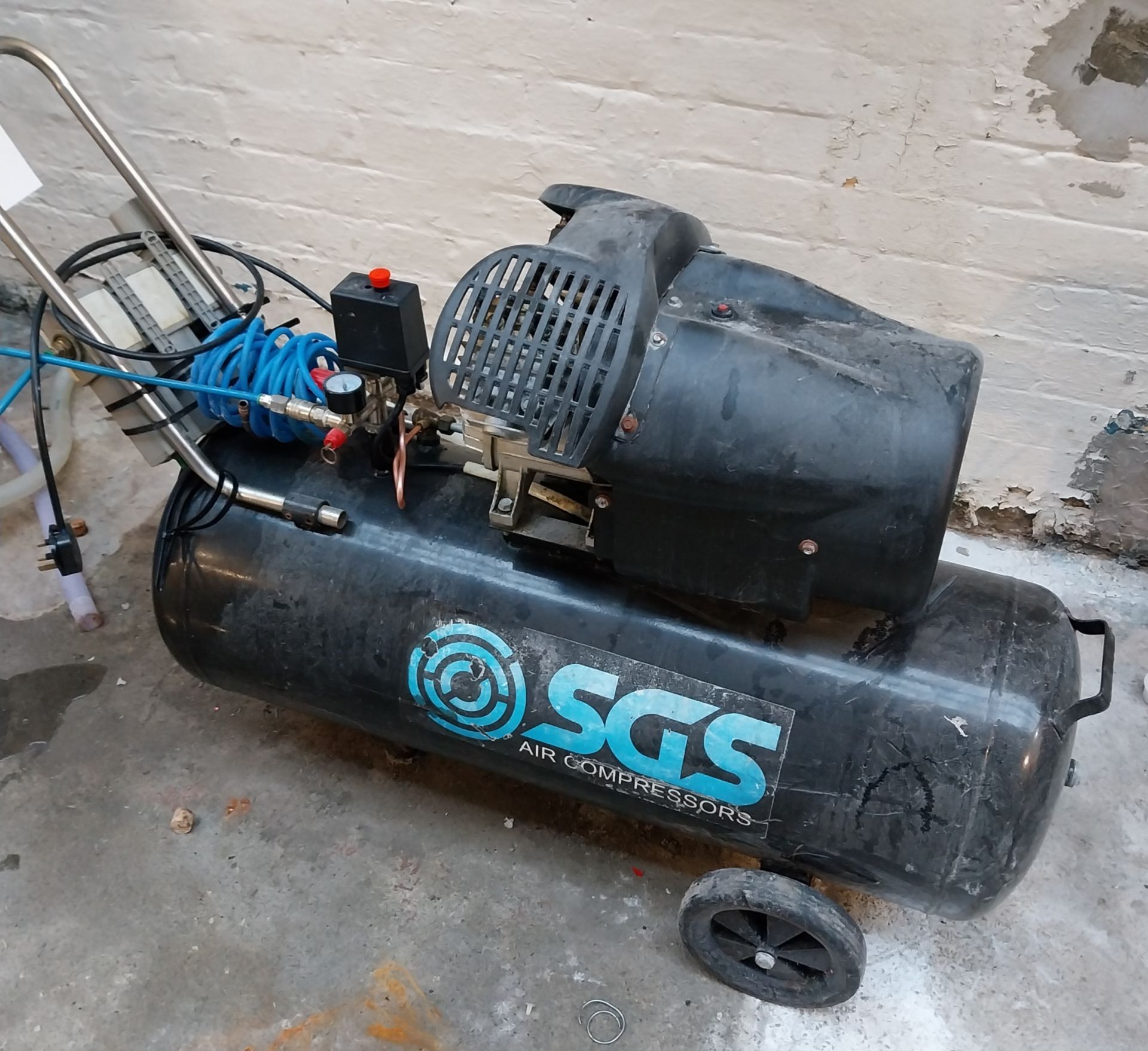 SGS Mobile Air Compressor