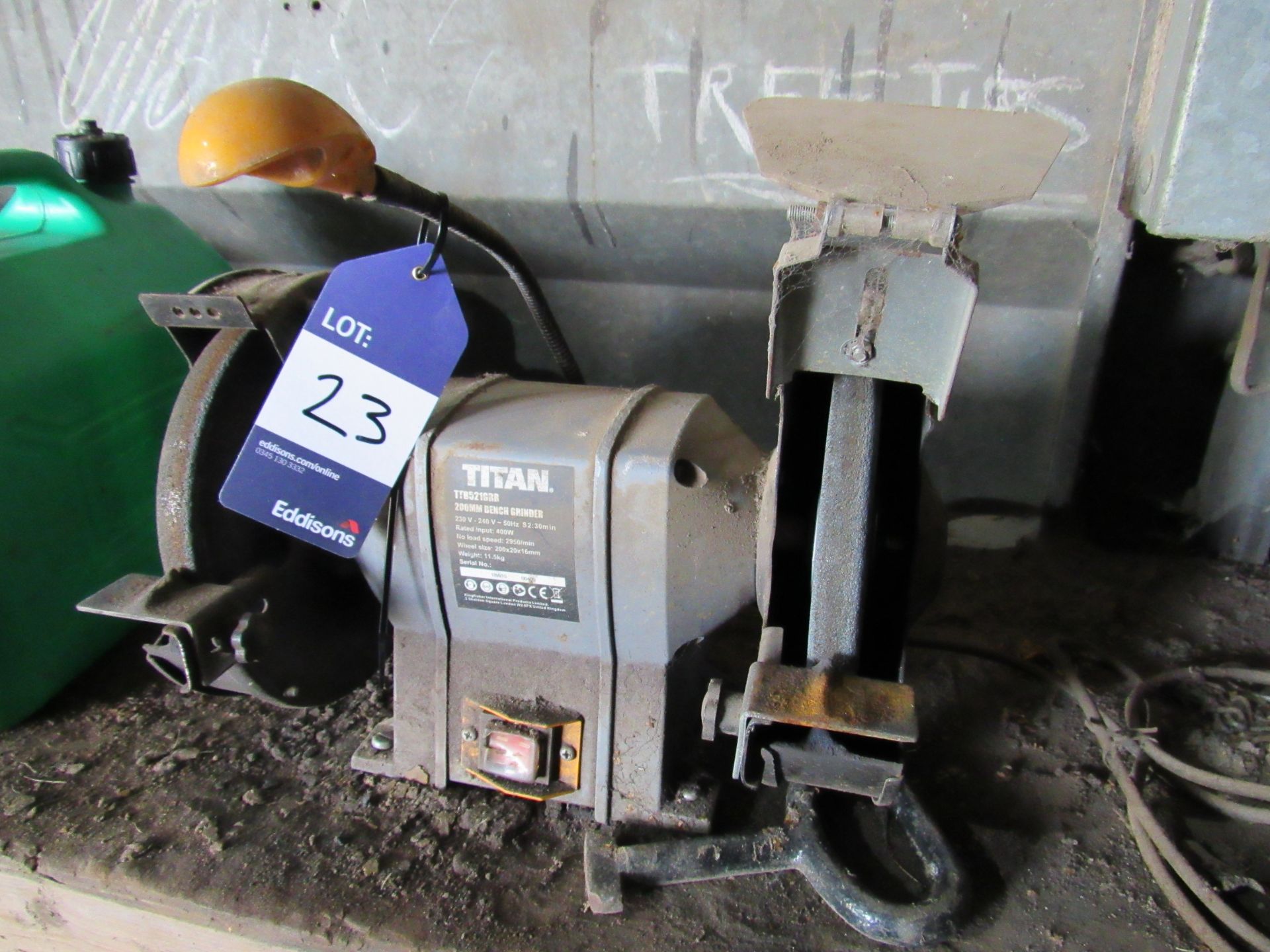 Titan TTB 521GRB 200mm bench grinder - Image 3 of 4