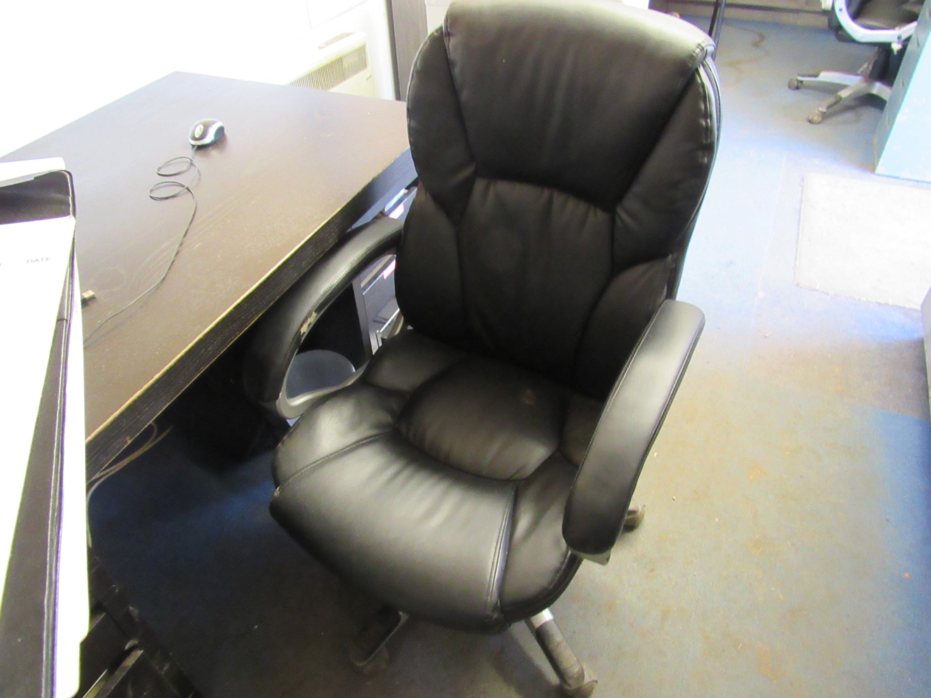 3 Various office chairs - Image 2 of 3