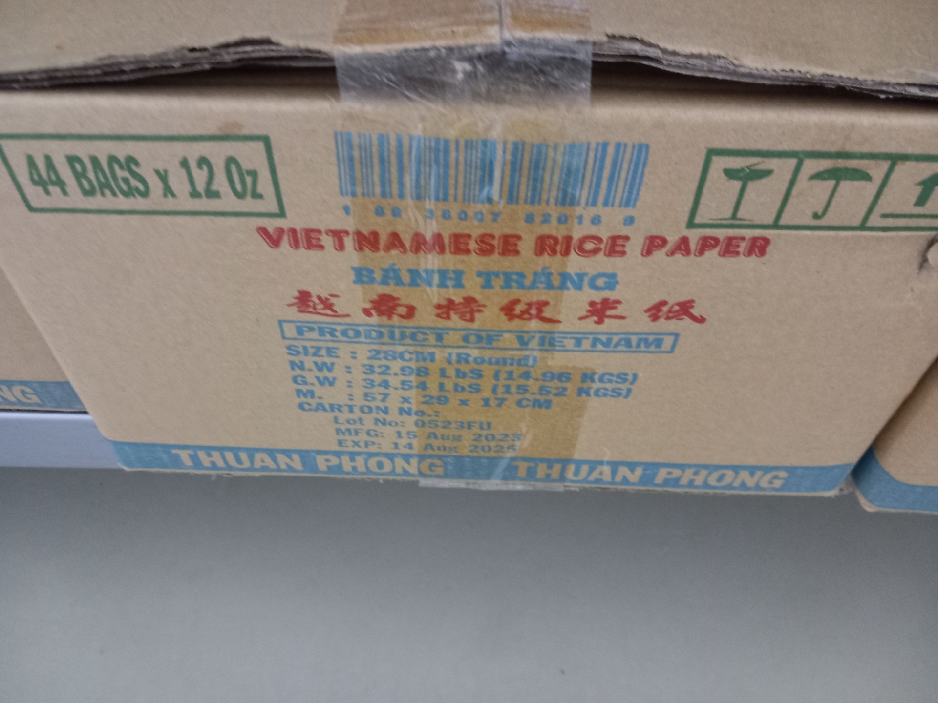 13 boxes x 44 bags x 12oz Vietnamese rice paper - Image 4 of 4