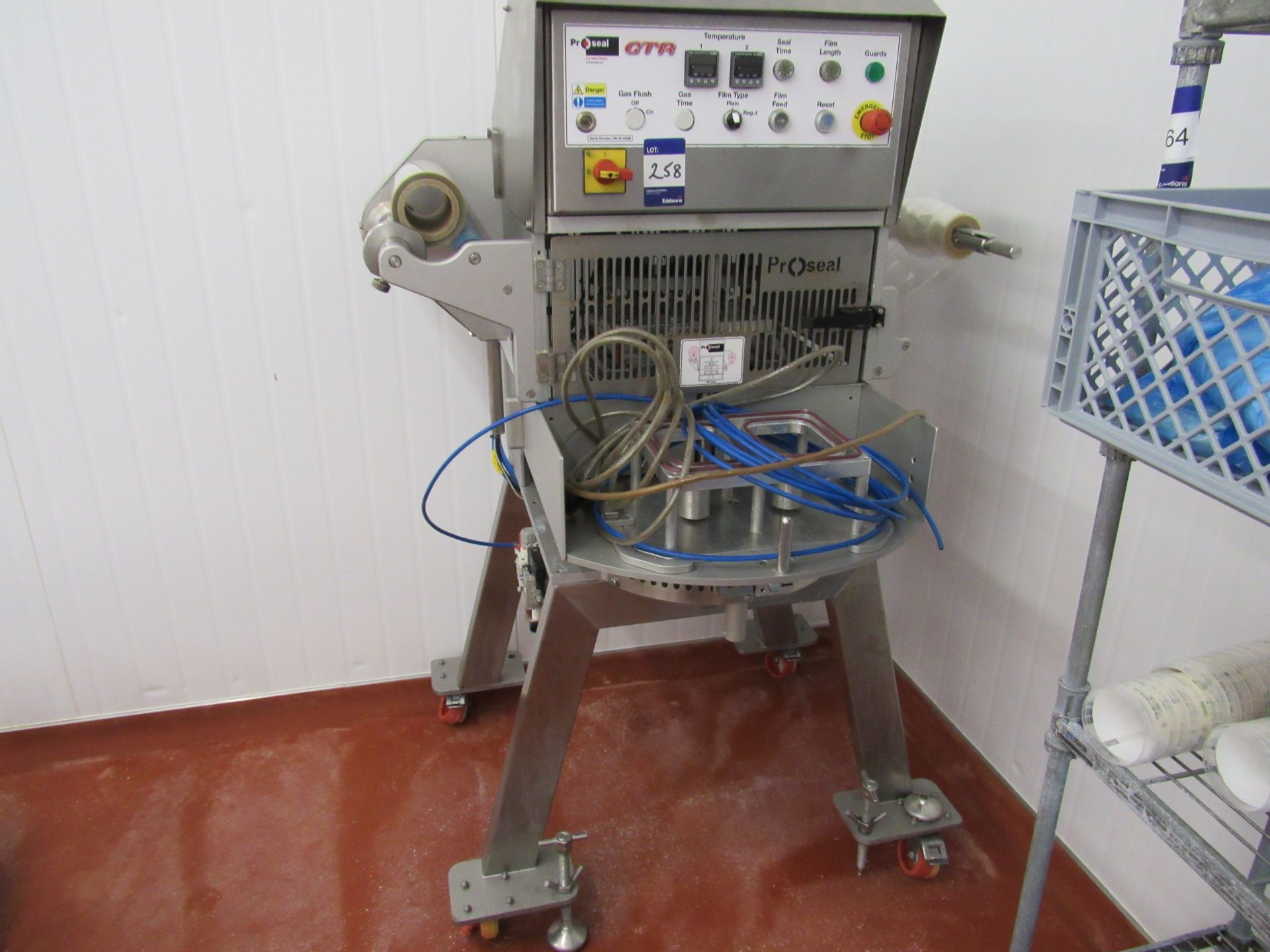 Proseal GTR twin sealer with tools, Serial number