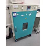 DHG Model 9240 A Drying Oven