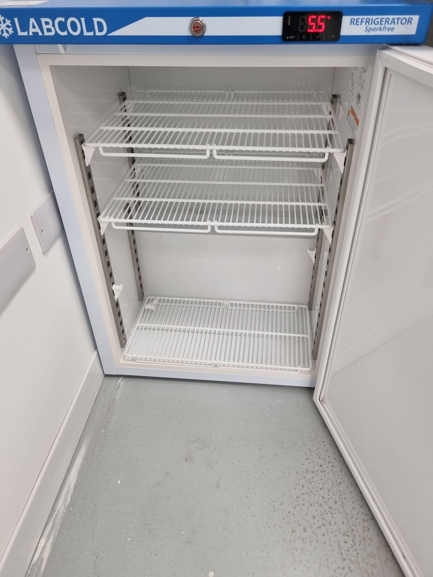 Labcold Undercounter Fridge. Model RLPR0517 - Image 3 of 3