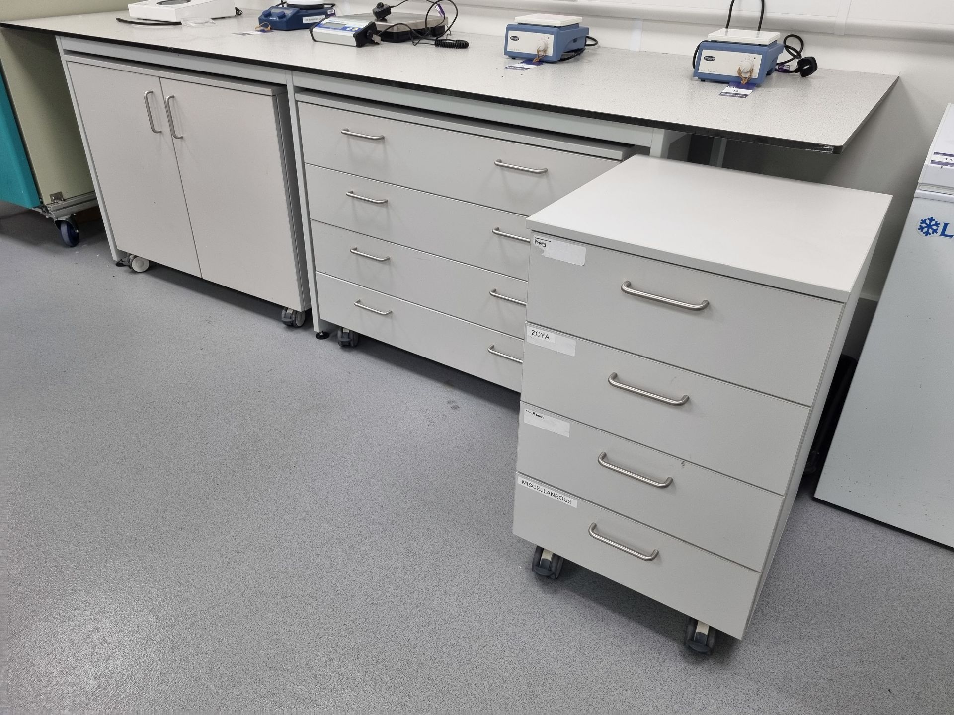 5x Laboratory Cabinets - Image 2 of 2