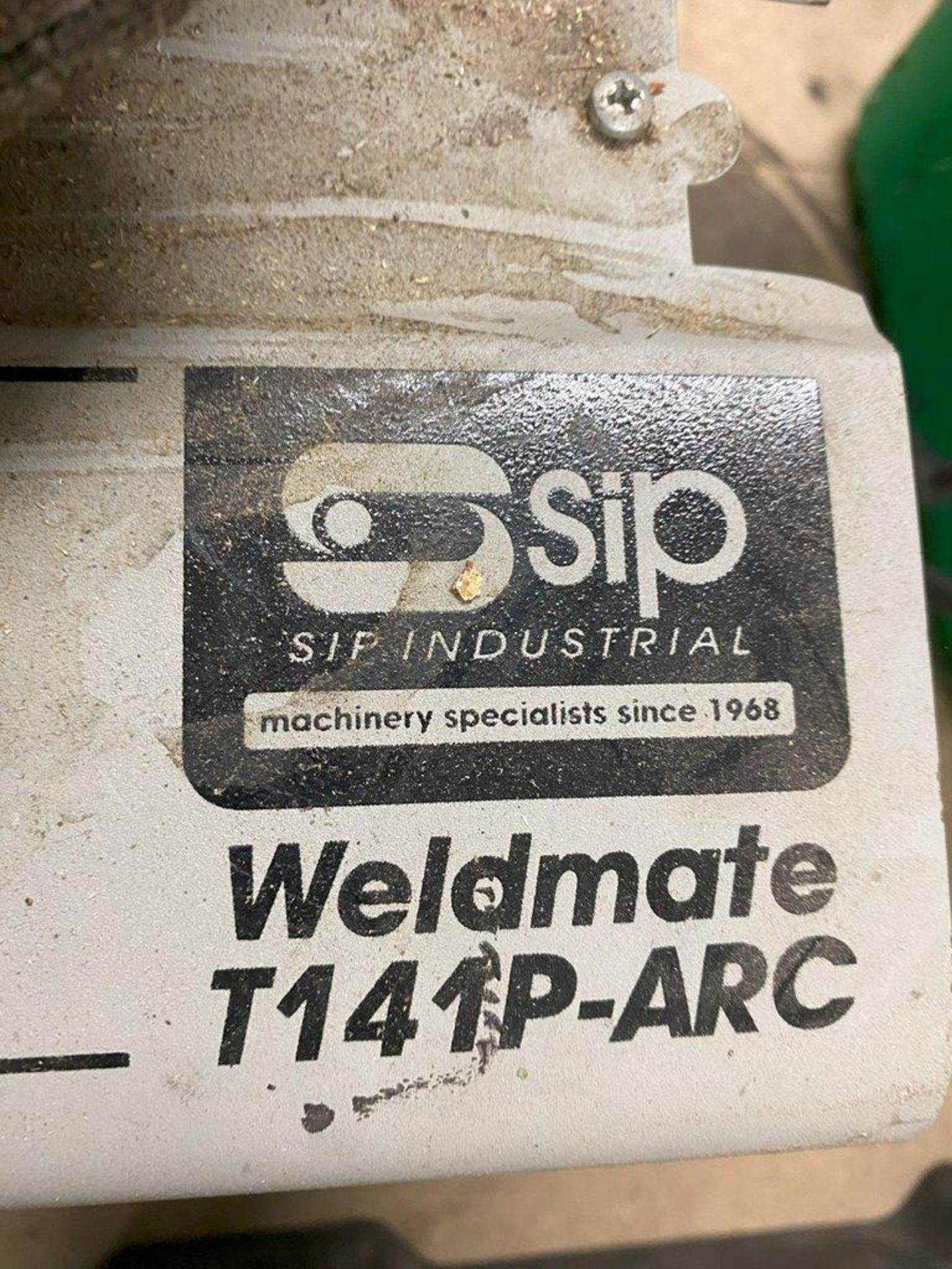 SIP Weldmate T141P-ARC Arc Stick Welder with Earthing Clamp and Torch to include Pair of Gloves - Image 5 of 6