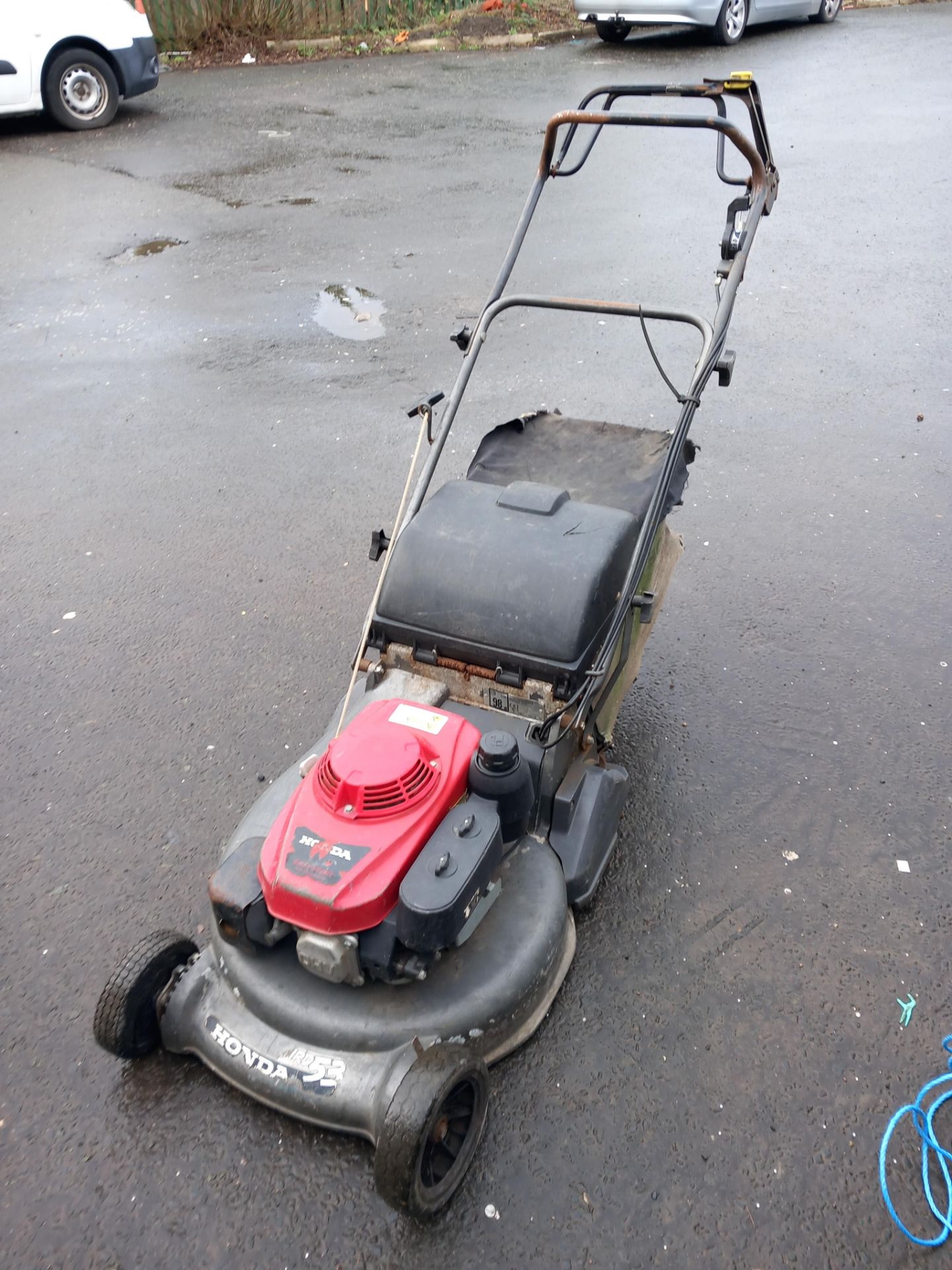 Honda Petrol Lawnmower (sold on behalf of a retain