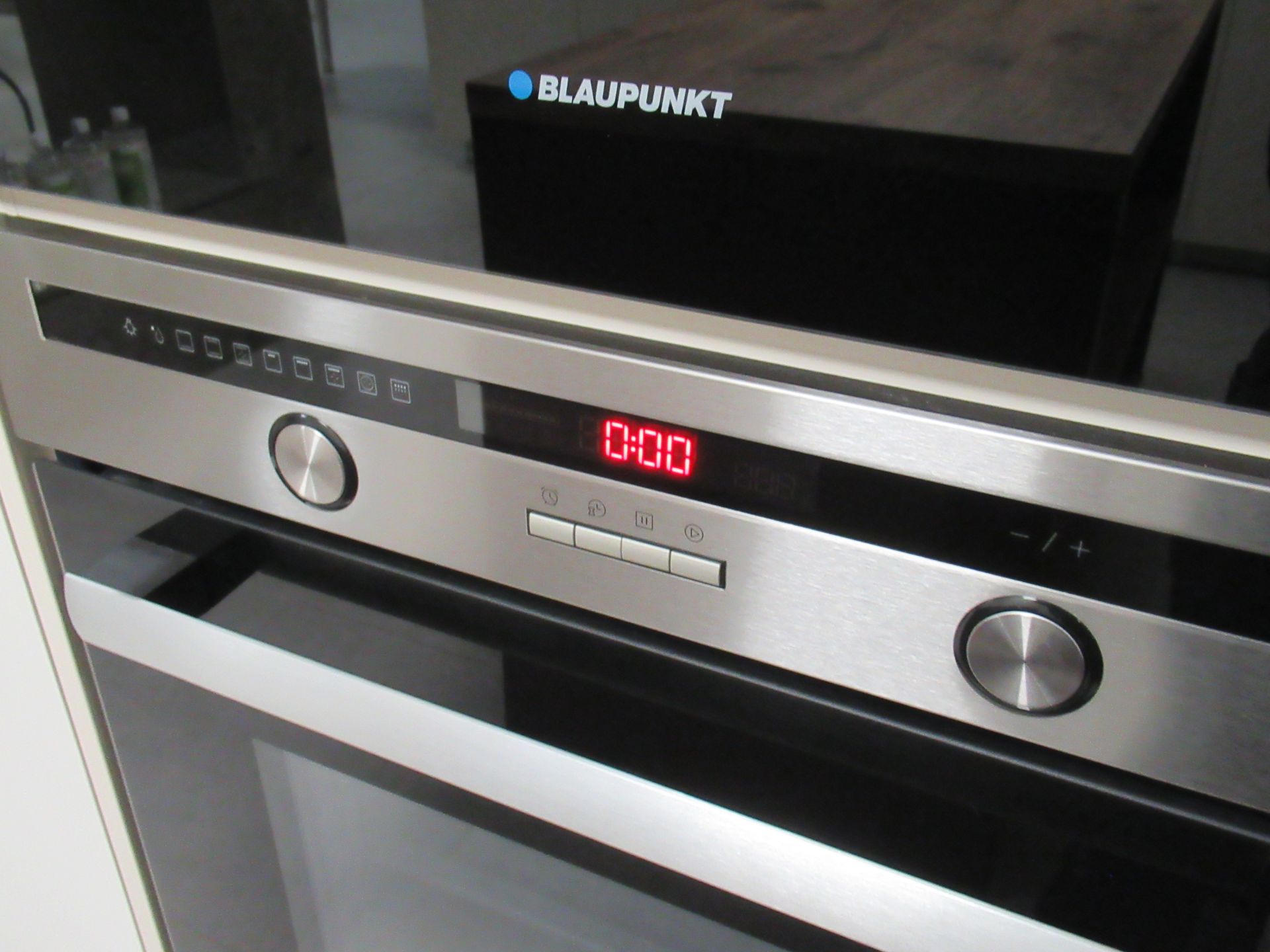 Blaupunkt 5B36PO250GB Built-In Oven - Image 4 of 5