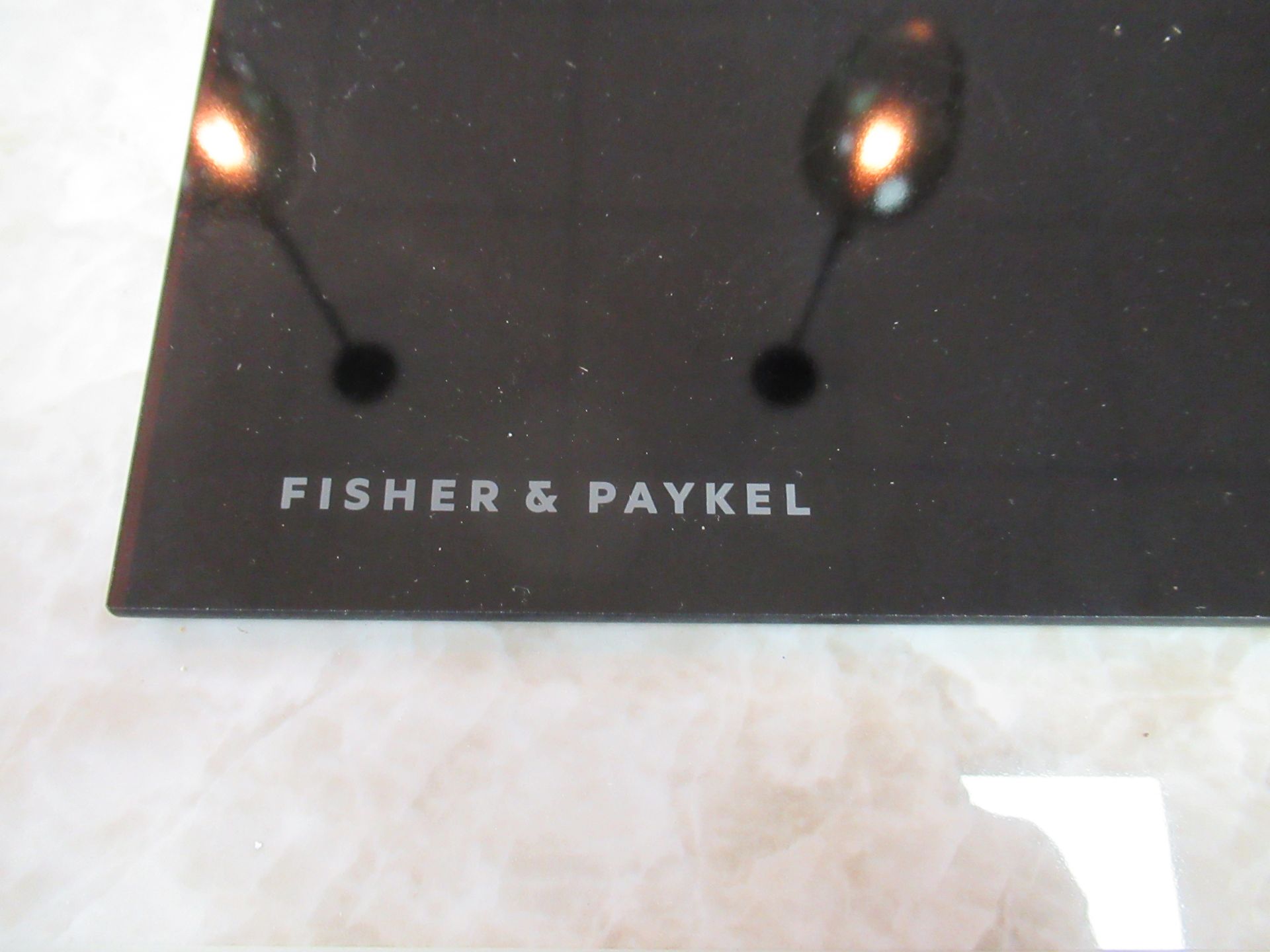 Fisher & Paykel 830mm Wide Model CID834DTB4 Four Ring Induction Hob with Downdraft Extraction. - Image 3 of 3